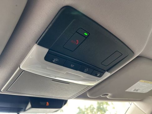 Used 2023 Mitsubishi Outlander SEL image 45