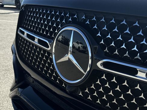 Used 2024 Mercedes-Benz GLE 350 4MATIC image 32