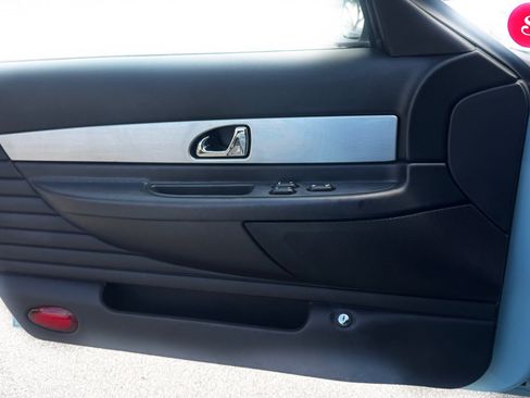 Used 2003 Ford Thunderbird RWD image 10