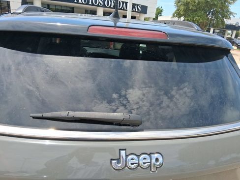 Used 2019 Jeep Compass Limited AWD/4WD image 13