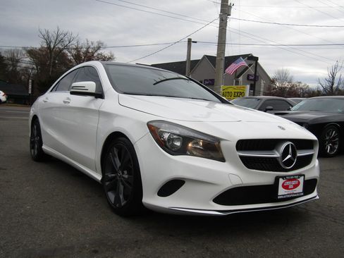 Used 2019 Mercedes-Benz CLA 250 4MATIC image 1