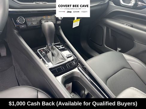 New 2026 Jeep Compass Latitude image 37