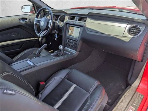 Used 2013 Ford Mustang GT Premium w/ Electronics Pkg RWD image 18