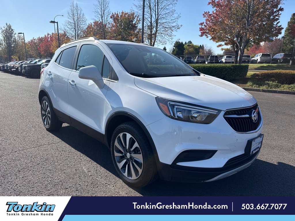 Used 2022 Buick Encore Preferred w/ Safety Package II AWD/4WD image 1