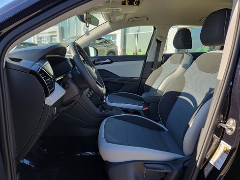 New 2026 Volkswagen Taos S FWD image 10