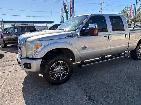 Used 2016 Ford F250 Platinum image 3