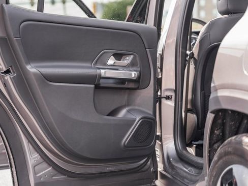 New 2025 Mercedes-Benz GLB 250 GLB 250 image 34