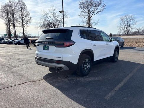 Certified 2025 GMC Acadia Elevation image 5