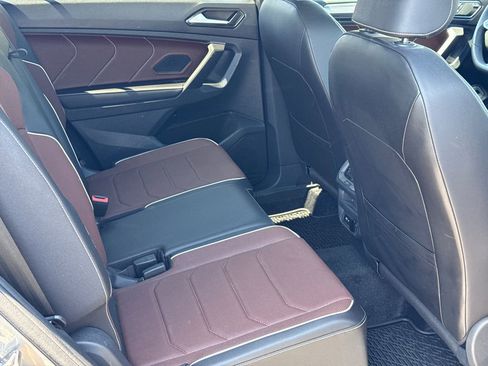 Used 2024 Volkswagen Tiguan SEL R-Line image 15