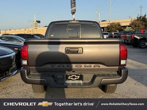 Used 2019 Toyota Tacoma SR w/ SR Convenience Package RWD image 7