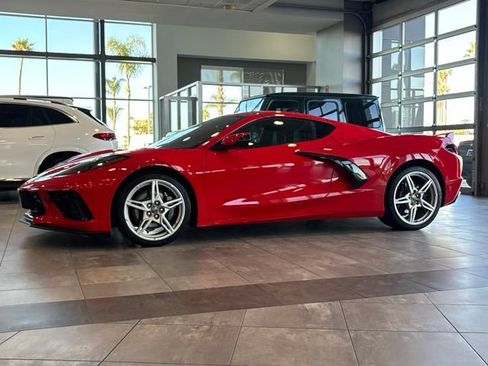 Used 2024 Chevrolet Corvette Stingray Preferred Cpe w/ Z51 Performance Package RWD image 10