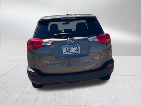 Used 2013 Toyota RAV4 LE AWD/4WD image 5