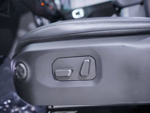 Used 2024 Jeep Wrangler Unlimited Rubicon AWD/4WD image 20