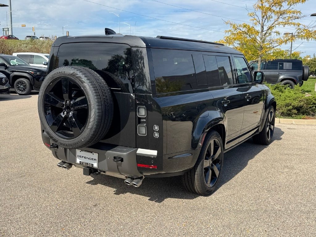New 2026 Land Rover Defender 130 V8 AWD/4WD image 4
