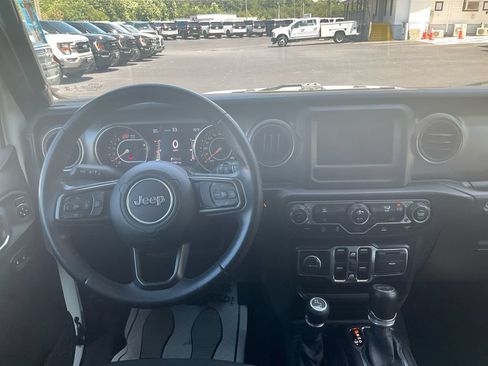 Used 2021 Jeep Wrangler Unlimited Sport AWD/4WD image 20