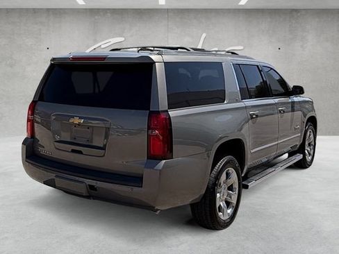 Used 2017 Chevrolet Suburban LT w/ LT Signature Package RWD image 16