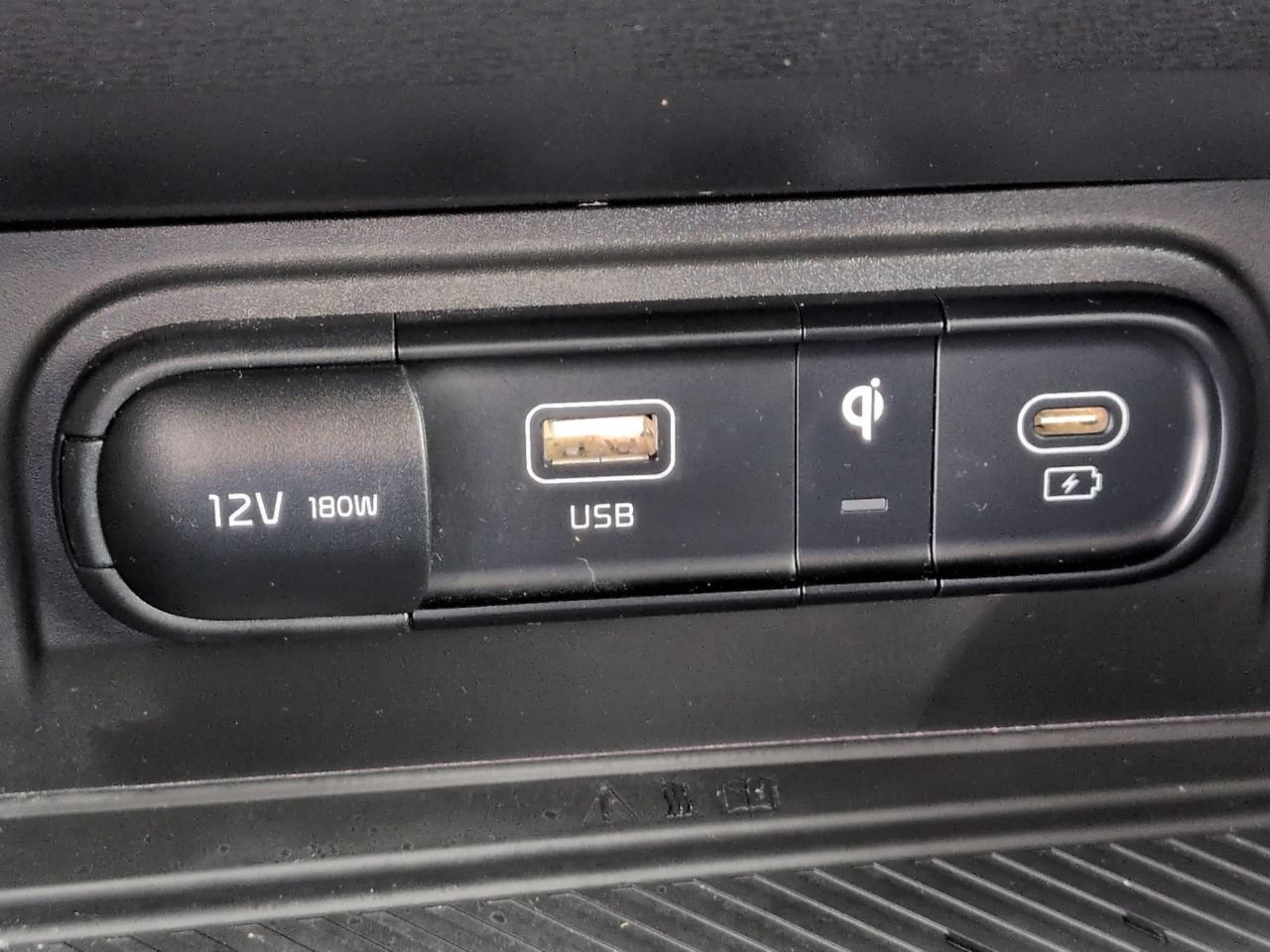 Certified 2023 Kia Sportage EX FWD image 27