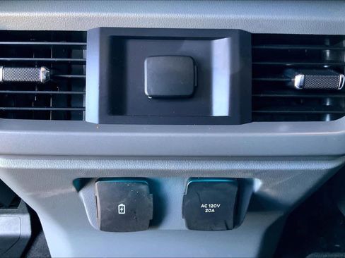 Used 2024 Ford F150 XLT w/ Mobile Office Package image 30