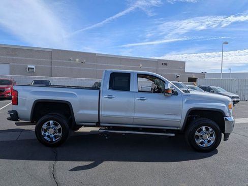 Used 2017 GMC Sierra 2500 SLT image 4