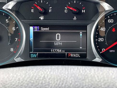 Used 2018 Chevrolet Traverse LT w/ LPO, 'HIT The Road' Package image 3