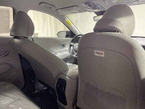 New 2026 Hyundai Kona SEL Premium image 11