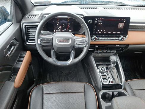 Used 2023 GMC Canyon AT4 w/ AT4 Premium Package image 11