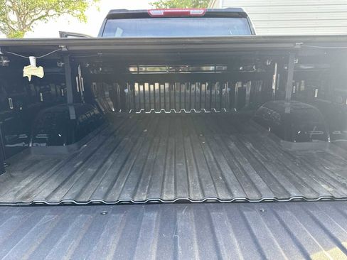 Used 2025 Chevrolet Silverado 1500 RST image 25