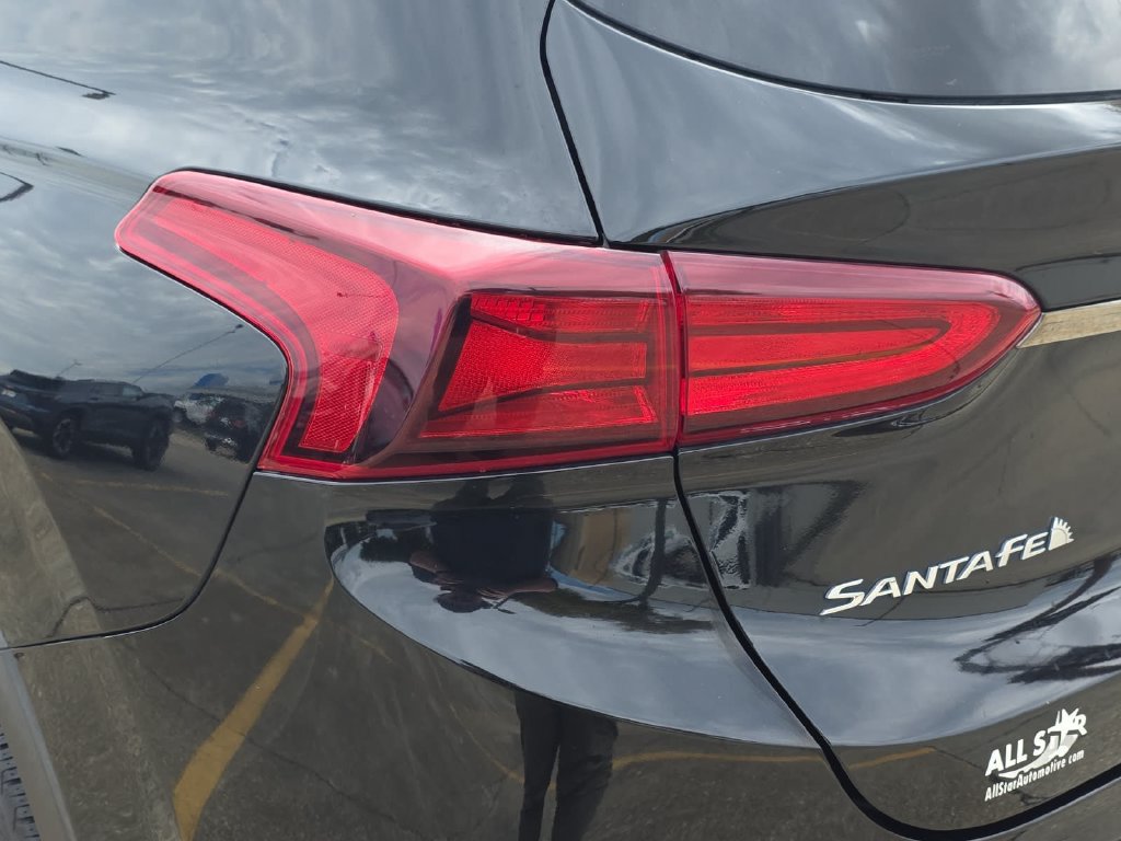 Used 2019 Hyundai Santa Fe SE FWD image 33