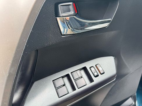 Used 2018 Toyota RAV4 XLE image 21