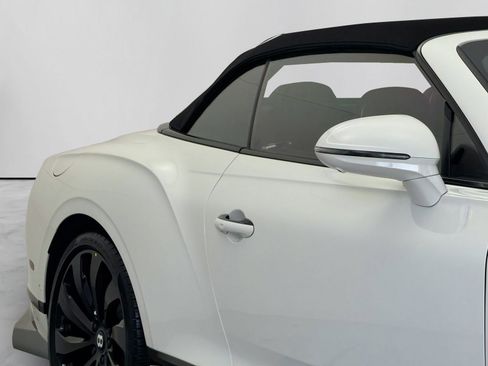 New 2026 Bentley Continental GTC AWD/4WD image 19