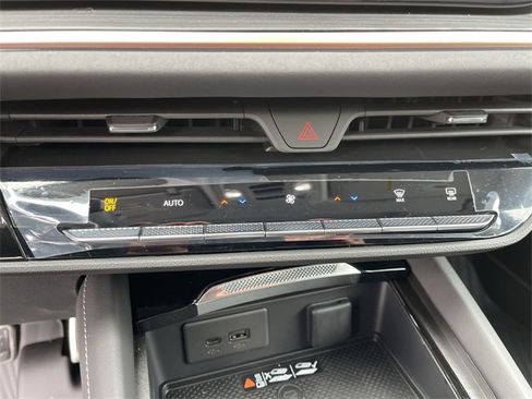 New 2026 Buick Envision Sport Touring image 19