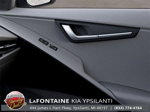 New 2025 Kia Niro EX image 25