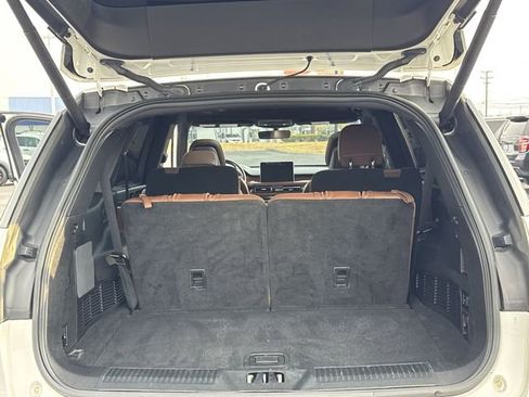 Used 2021 Lincoln Aviator Reserve w/ Equipment Group 208A image 11