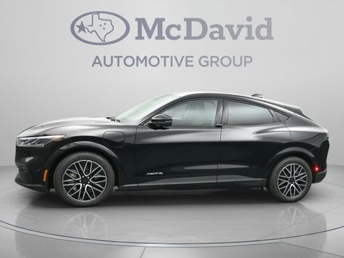 Used 2025 Ford Mustang Mach-E Premium AWD/4WD image 5
