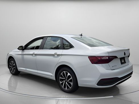 Used 2024 Volkswagen Jetta S FWD image 3