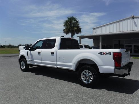Used 2022 Ford F350 XLT image 9