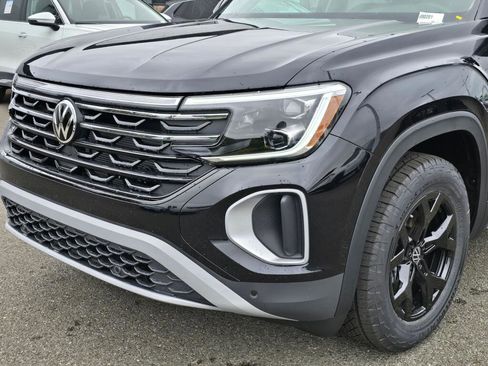 New 2026 Volkswagen Atlas Peak Edition AWD/4WD image 10