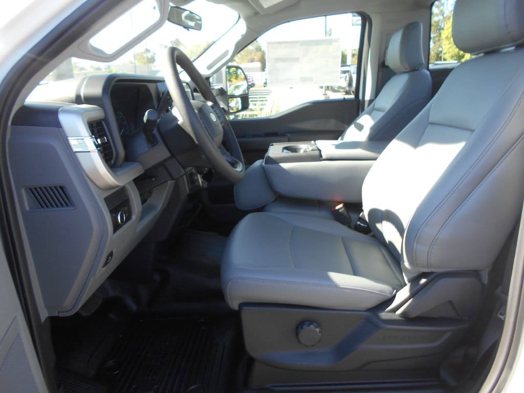 New 2026 Ford F350 XL AWD/4WD image 2