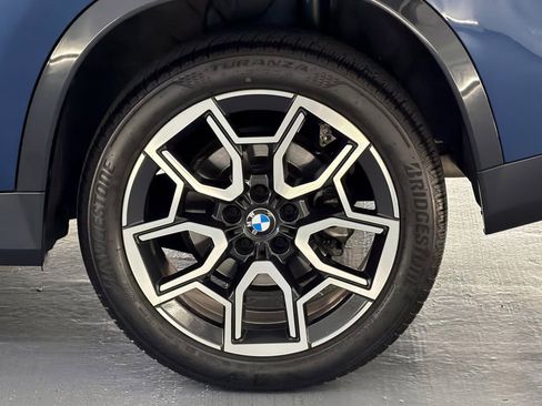 Used 2025 BMW X1 xDrive28i w/ Convenience Package image 11