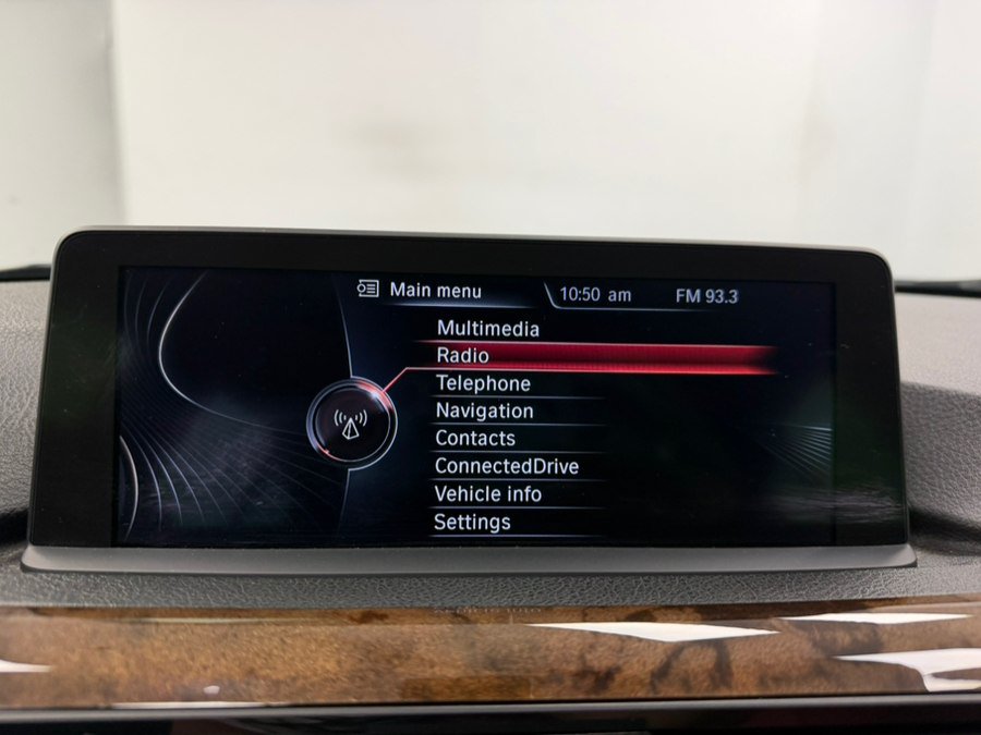 Used 2015 BMW 335i xDrive Sedan w/ M Sport AWD/4WD image 35