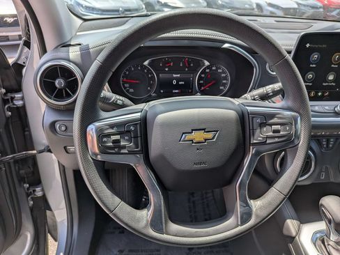 Used 2025 Chevrolet TrailBlazer LT AWD/4WD image 33