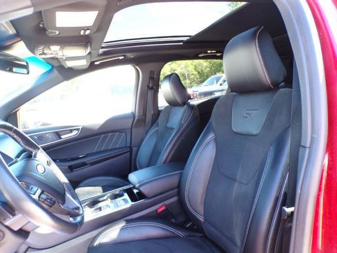 Used 2020 Ford Edge ST w/ Equipment Group 401A AWD/4WD image 5
