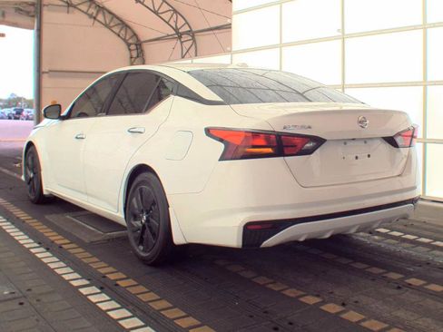 Used 2019 Nissan Altima 2.5 S FWD image 8