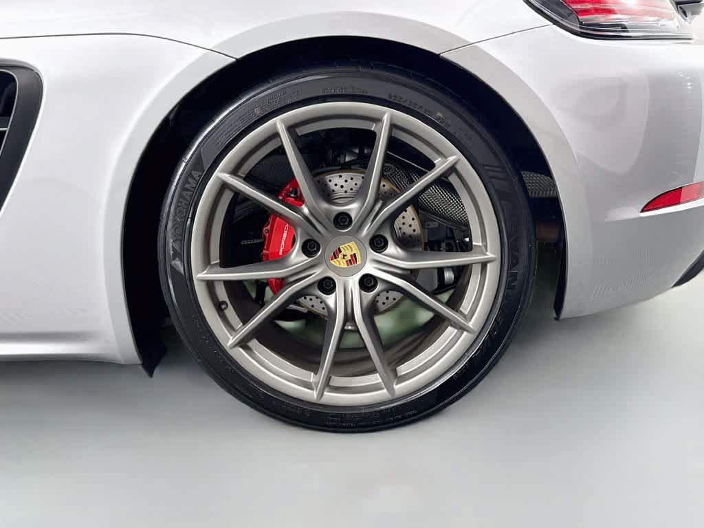 Certified 2024 Porsche 718 Cayman S RWD image 28
