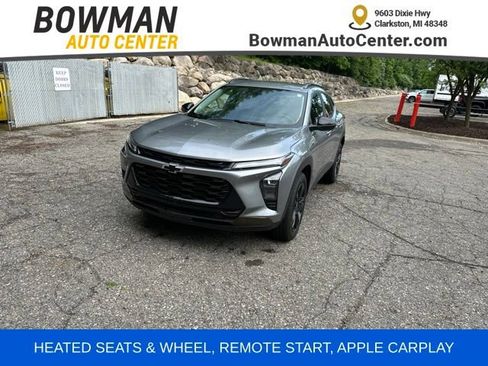 Used 2024 Chevrolet Trax ACTIV w/ Driver Confidence Package FWD image 1