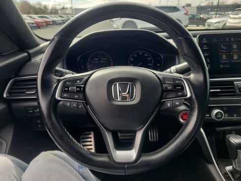 Used 2019 Honda Accord Sport image 30