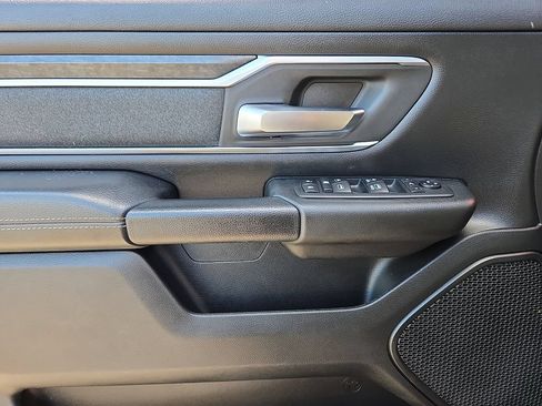 Used 2019 RAM 1500 Big Horn AWD/4WD image 13