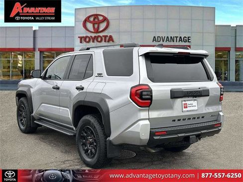 Certified 2025 Toyota 4Runner TRD Off-Road Premium image 10