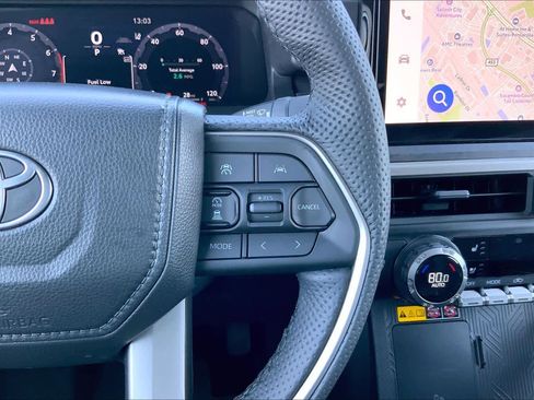 Used 2025 Toyota Tacoma Limited image 24