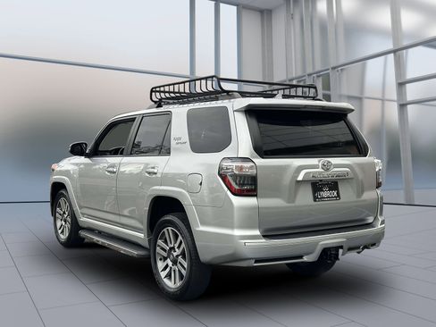 Used 2022 Toyota 4Runner TRD Sport w/ Technology Package image 7